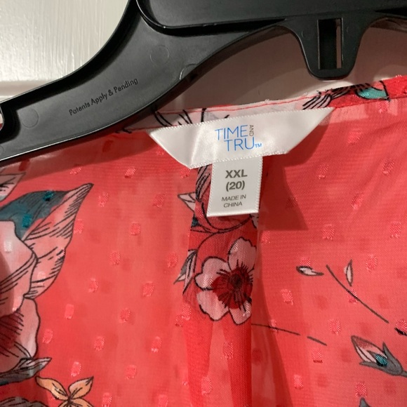 Time and Tru  blouse. - Picture 7 of 8